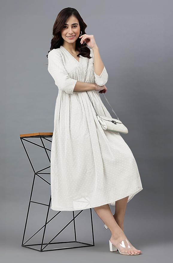 Women'S Dobby Chiffon Woven Design Flared Dress