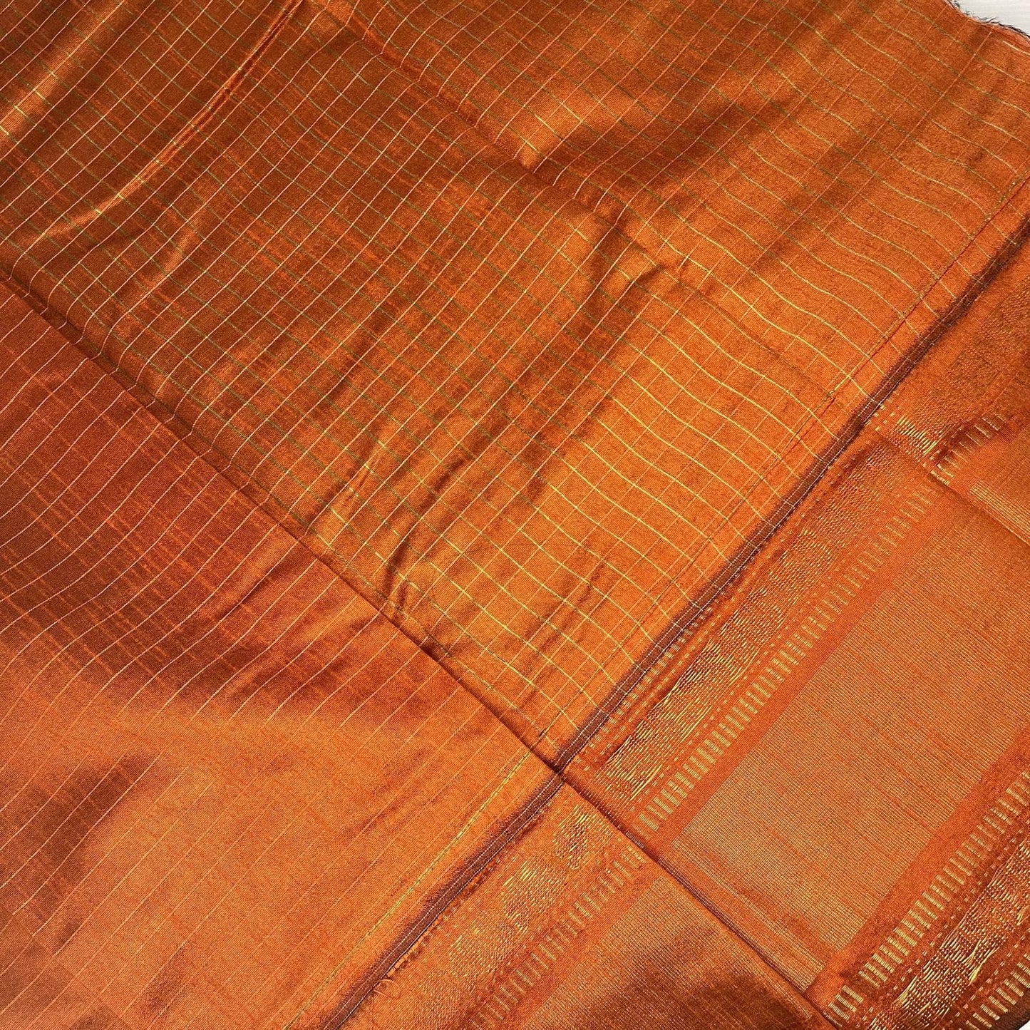 Women's Raw Silk Saree With Blouse Piece