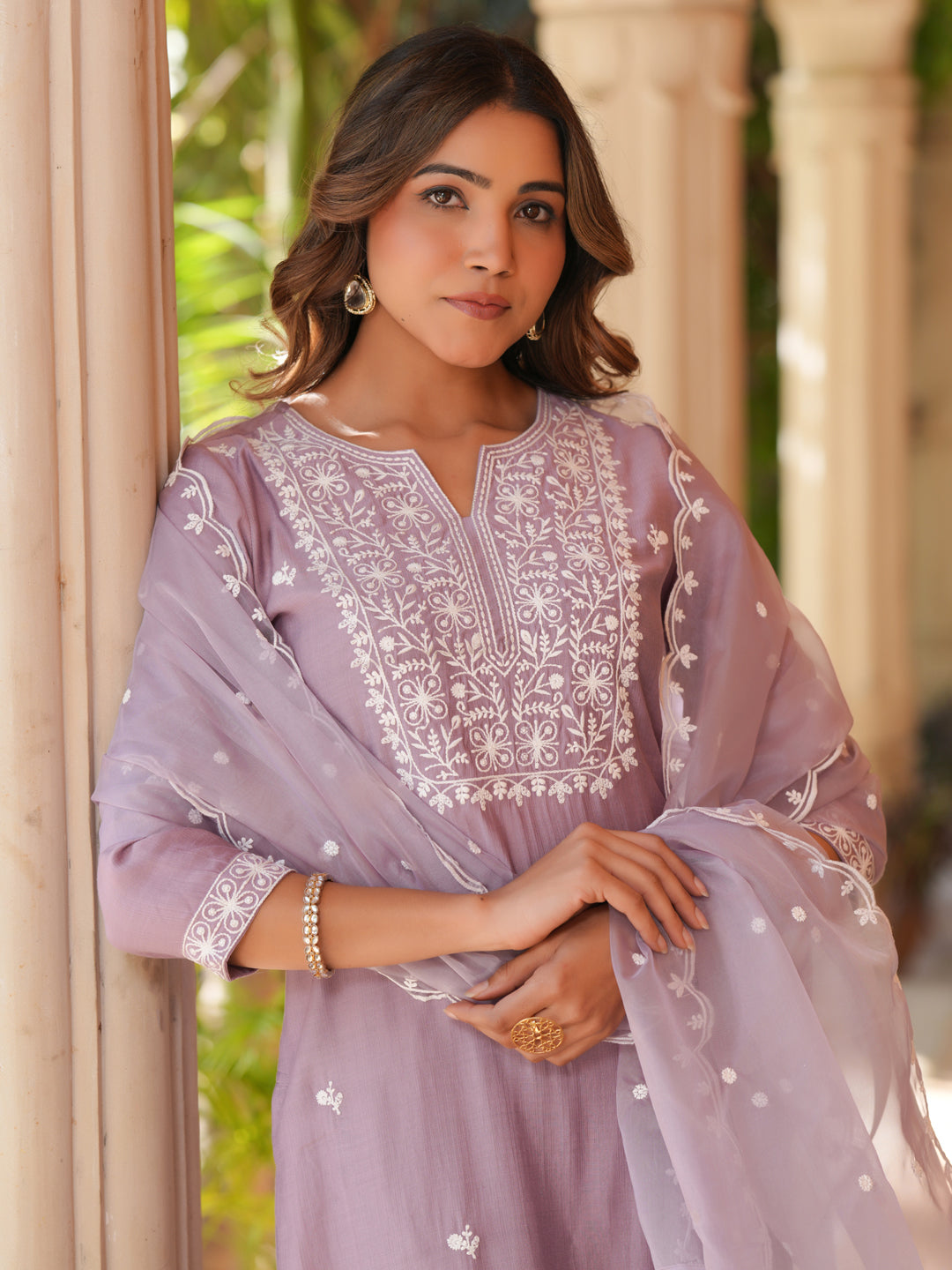 Women's Lavender Silk Blend Embroidered Straight Kurta Set