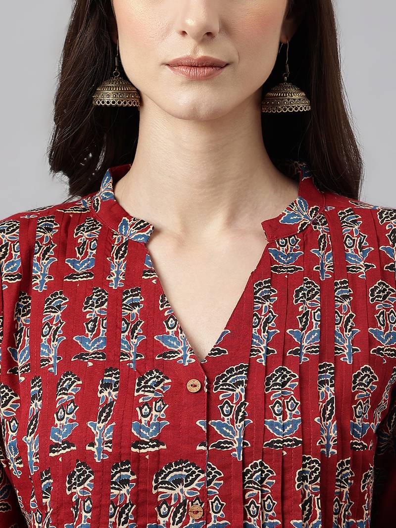 Women's Maroon Pure Cotton Regular Fit Floral Printed A-Line Kurta
