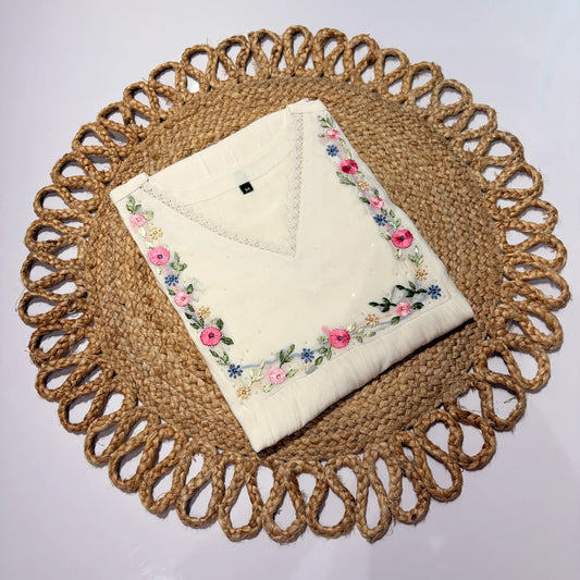 Women’s Off-White Hand-Embroidered Mul Chanderi Kurti with Lace Neck