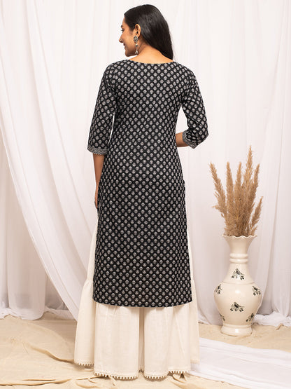 Ethnic Motifs Printed Round Neck Gotta Patti Cotton Straight Kurta