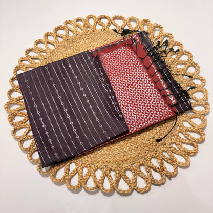 Women's Vaira Oosi Saree with Contrast Border & Unstitched Blouse | Traditional Silk Elegance