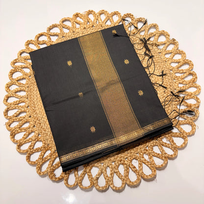 Women's Elegant Maheshwari Cotton Silk Saree with Traditional Woven Patterns | Lightweight Festive & Office Wear