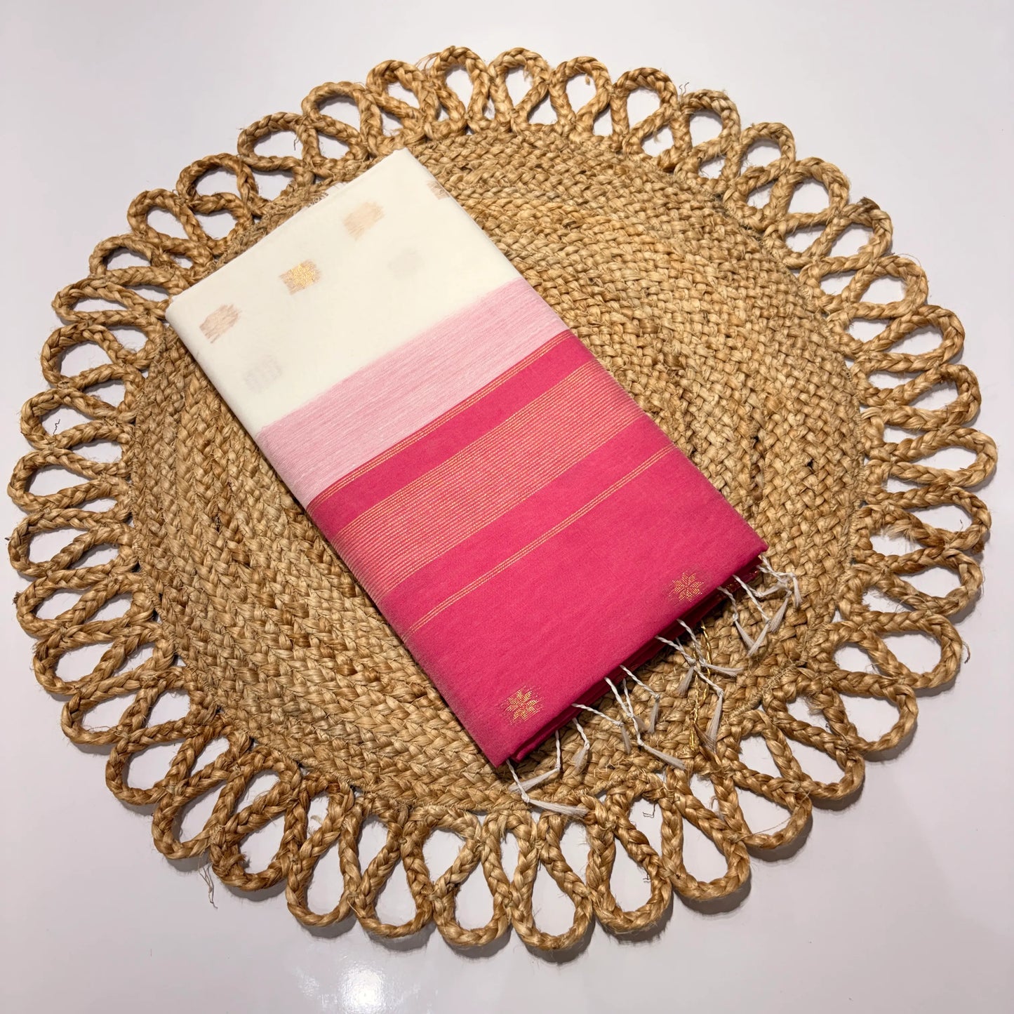 Women's Elegant Maheshwari Cotton Silk Saree with Traditional Woven Patterns | Lightweight Festive & Office Wear