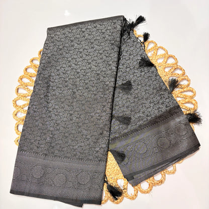 Black Jacquard Woven Saree with Self Design & Tassel Pallu – Elegant Festive & Office Wear