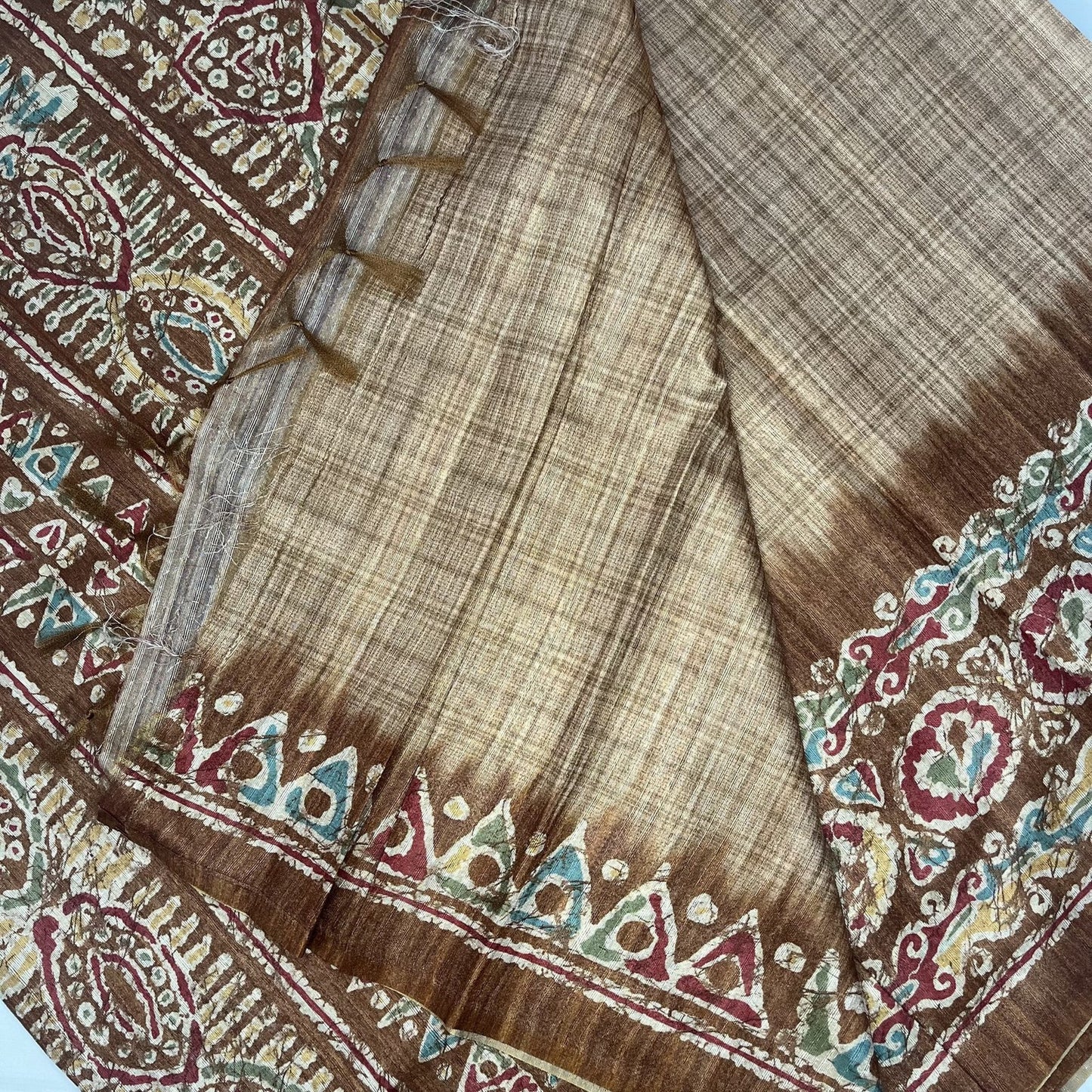 Women's Printed Art Semi Tussar Saree With Blouse