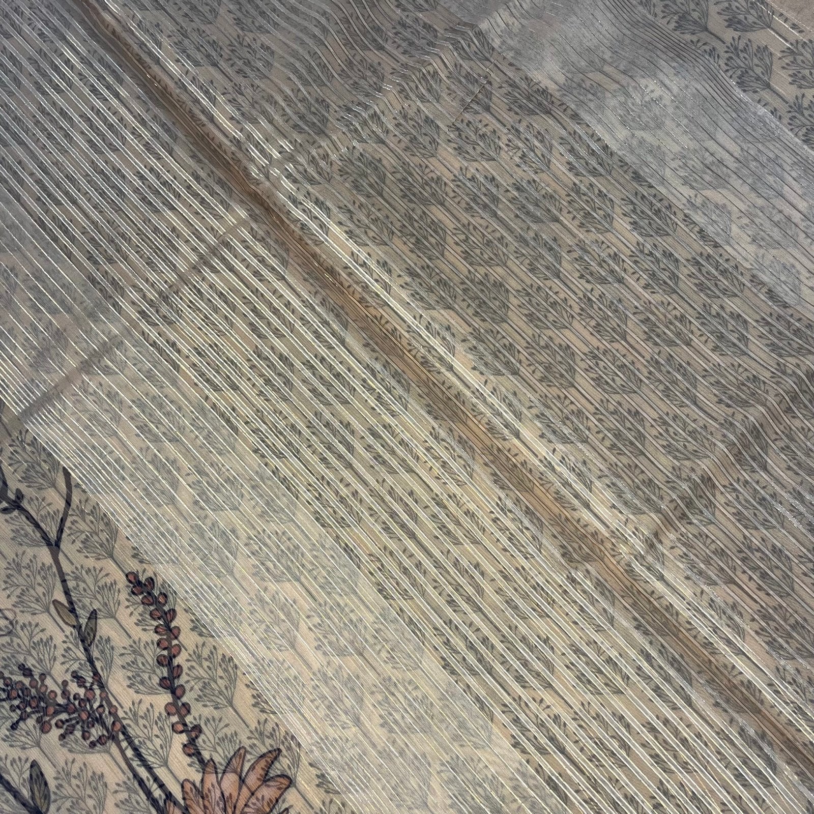 Women's Printed Organza Saree with Unstitched Blouse Piece