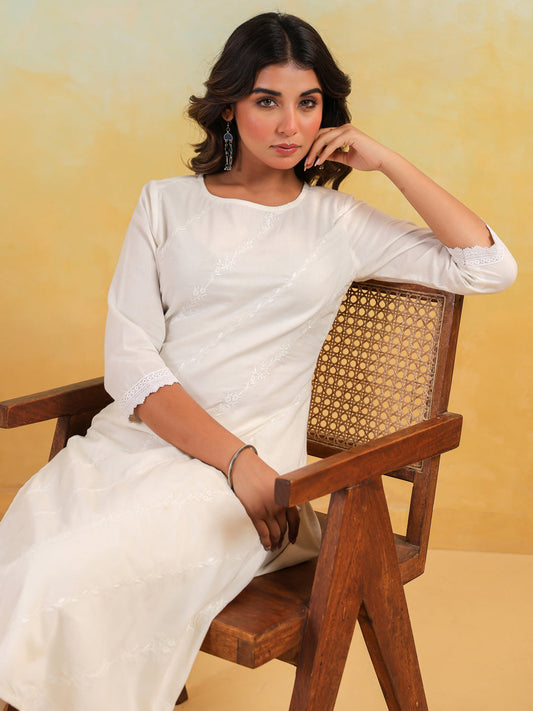Women's Off White Pure Cotton Embroidered Straight Kurta Pant Set