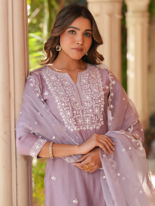 Women's Lavender Silk Blend Embroidered Straight Kurta Set