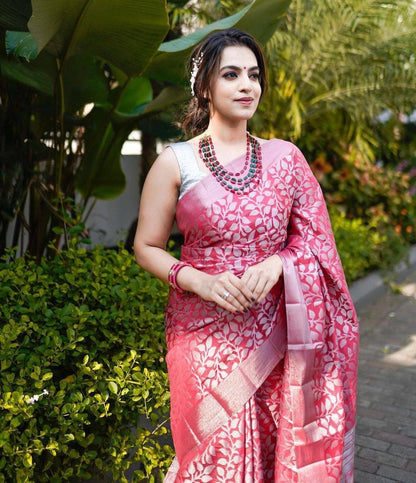 Kanjivaram Banarasi Silk Woven Design Saree With Unstitched Blouse Piece