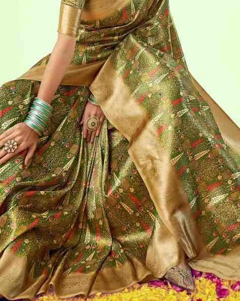 Women's Kanjivaram Silk Saree with Contrast Border