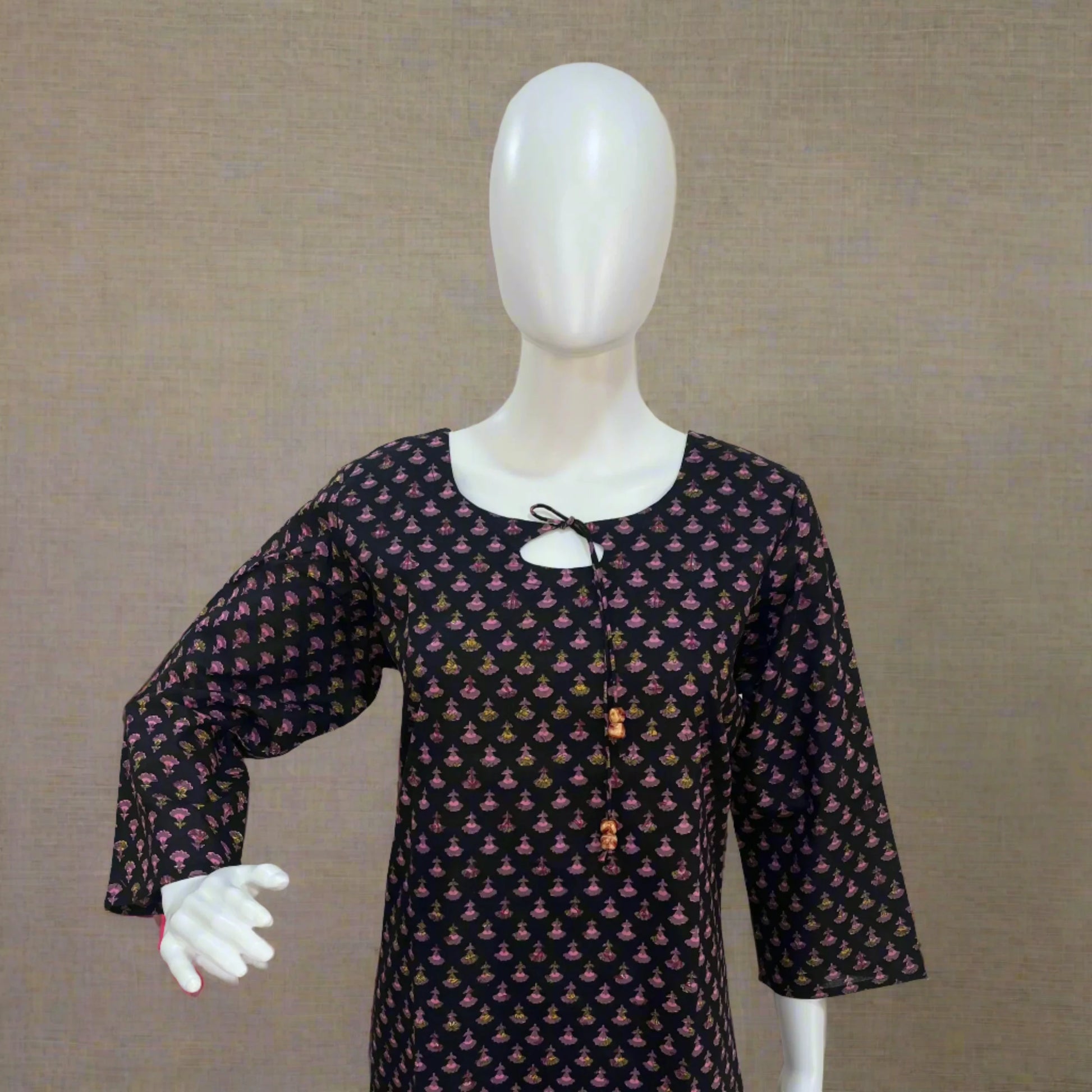 Women's Cotton Black With Pink Kurti