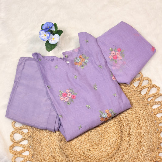 Women’s Elegant Lavender Embroidered Kurti Set with Matching Bottoms – Ethnic & Festive Wear